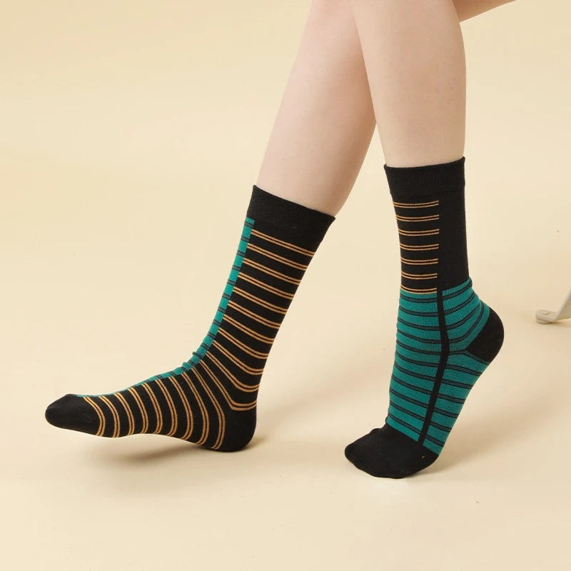 Lbsfy 5 Pairs Fashion Harajuku Socks Novelty Creative Illustration Unisex Socks Men and Women Soft Cotton Mid Tube Socks Sets Lovers