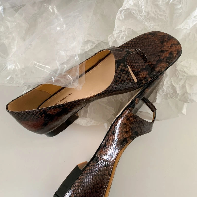 LBSFY  -  Green Round Toe Thong Sandals Ladies Summer Leisure Snake Pattern Flats Open Toe Slip-On Shoes for Women Genuine Leather