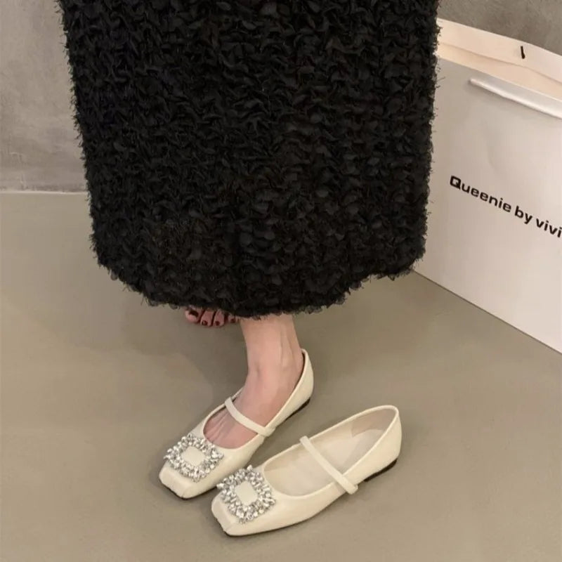 LBSFY -Patent leather women's shoes 2025 summer new fashion buckle retro square head low-heeled shoes comfortable red ballet shoes
