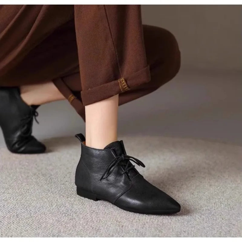 LBSFY -Women's Ankle Boots Solid Color Leather 2026 Autumn Fashion Pointed Toe Lace-up Flat Boots for Women Casual Retro Sewing Shoes