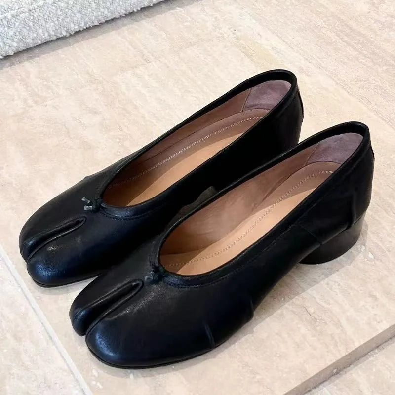 LBSFY -Spring Summer Microfiber Leather Split Toe Women Pumps Fashion Pleated Designer Low Heeled Tabi Soft Soles Loafers Casual Shoes