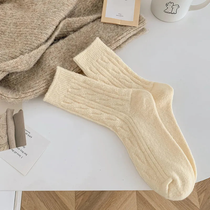 Lbsfy Thick Cashmere Socks Warm Winter Luxury Women Wool Casual Japanese Fashion Solid Color Comfortable Home Sock Long High Quality