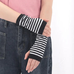 Lbsfy Anime Women Short Fingerless Gloves Cosplay Mitten Unisex Oversleeve Arm Warmer Men's Fashion Warm Cuff Gloves Cosplay Accessory