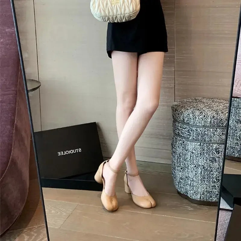 LBSFY -Fashion Tabi Ninja Shoes WomenRound Split Toe Shallow Thick Heel Sandals Single Mid Heel Mary Janes Shoes Female Pumps