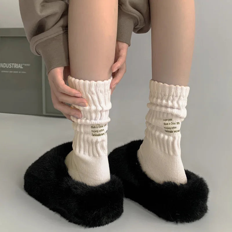 Lbsfy Unisex Socks Knit Solid Color Thick Line Sports Socks Middle Tube Folds Autumn/Winter Print Letter Socks