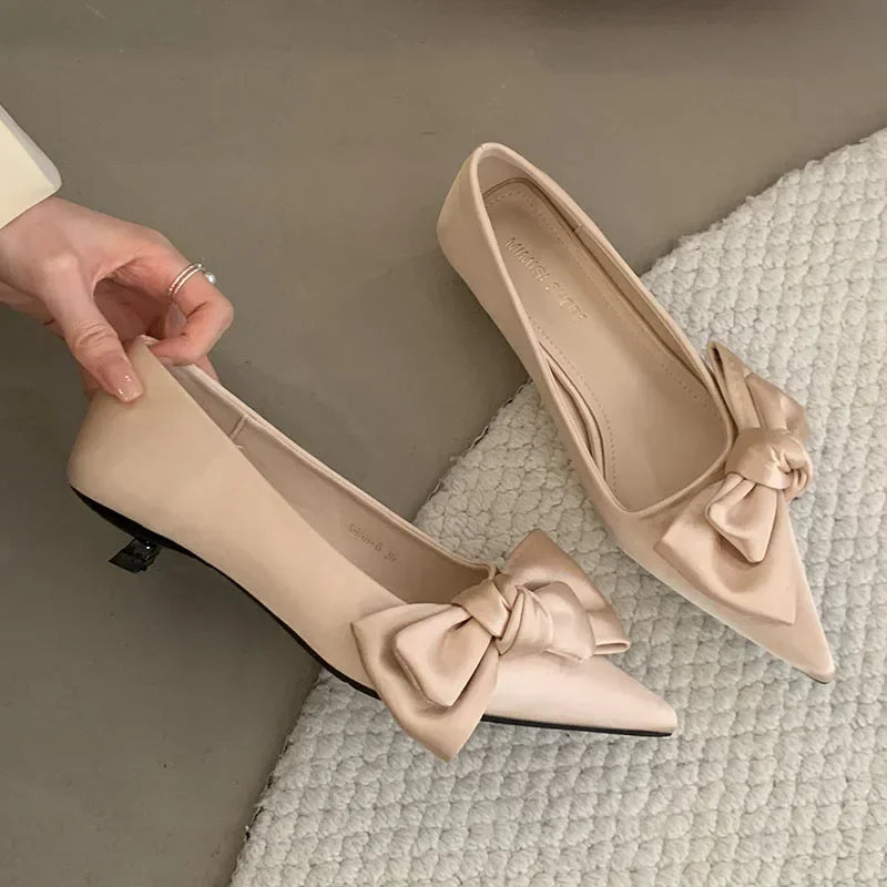 Lbsfy Elegant Low Heel Dress Shoes Ladies Pointed Toe Pumps Footwear Women Comfort Fashion Butterfly-Knot Sweet High Heels Shoes Women