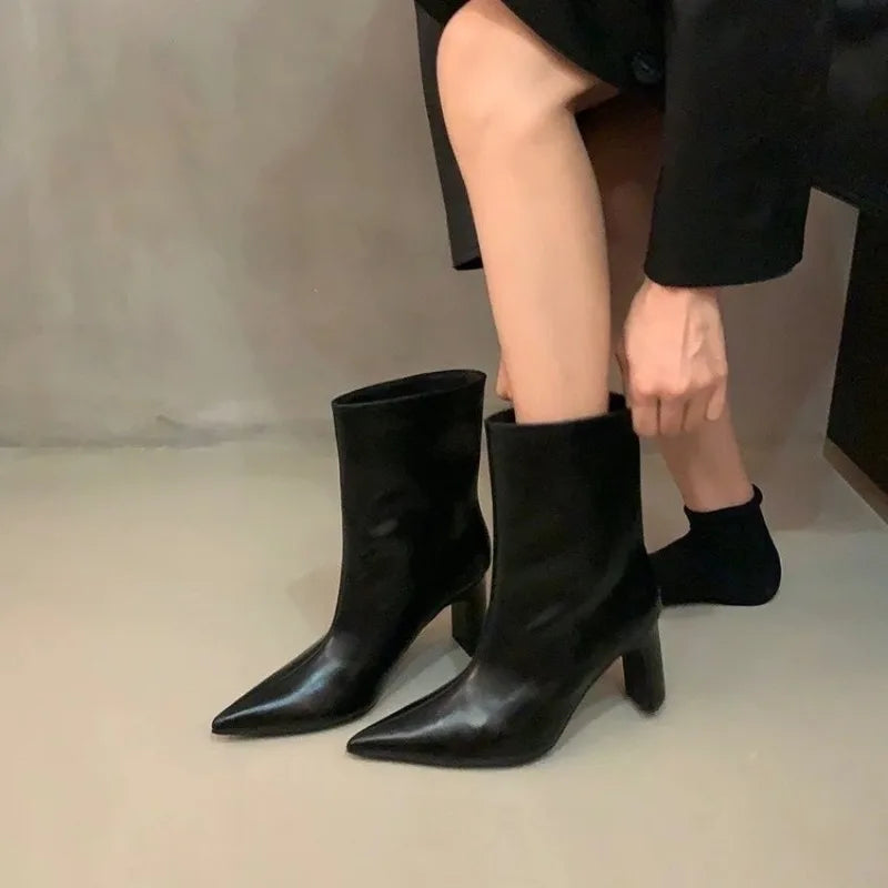 LBSFY -New Style Fashion Women's Black Winter Zipper Warm Plush Ankle Boots Women Square Heel Zip Lady Footwear Shoes Super Big Size