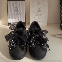 LBSFY -Retro Lace Thick Bottom Pearl Butterfly Knot Casual Sports Shoes Women's Cowhide Version Dequn Shoes Rubber Sole Board Shoes