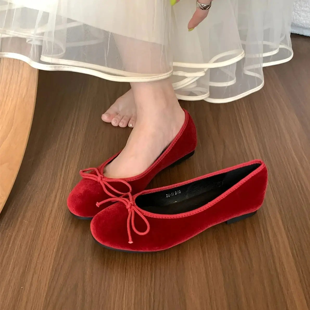 LBSFY -Brand Women Velvet Flats Round Toe Shallow Soft Ballerina Shoes Ladies Casual Dress Shoes Ballet Loafers Classics Mujer