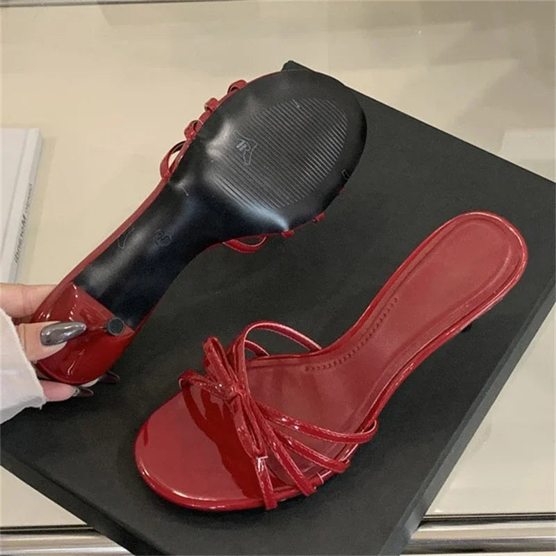 LBSFY -Summer Fashion Round Toe Slippers Women Narrow Band Thin Low Heels Beach Casual Sandals Flip Flops Shoes Zapatos De Muje