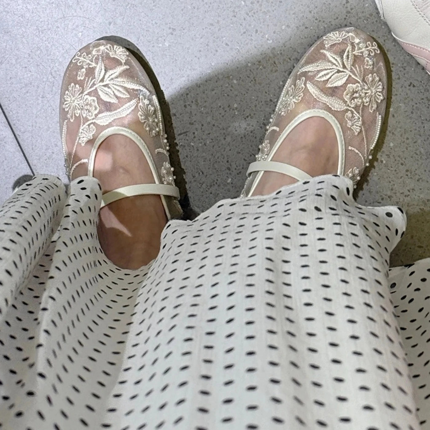 LBSFY -Spring Design Embroidery Flowers Pearl Mesh Round Tor Ballet Flats Woman Loafers Buckle Strap Ladies Mary Jane Shoe Mules Sandal