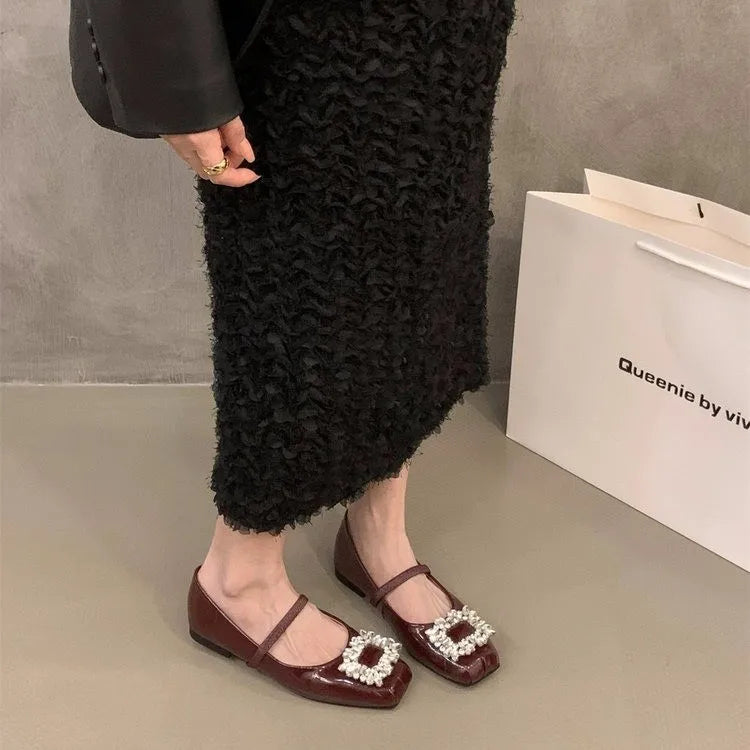 LBSFY -Patent leather women's shoes 2025 summer new fashion buckle retro square head low-heeled shoes comfortable red ballet shoes