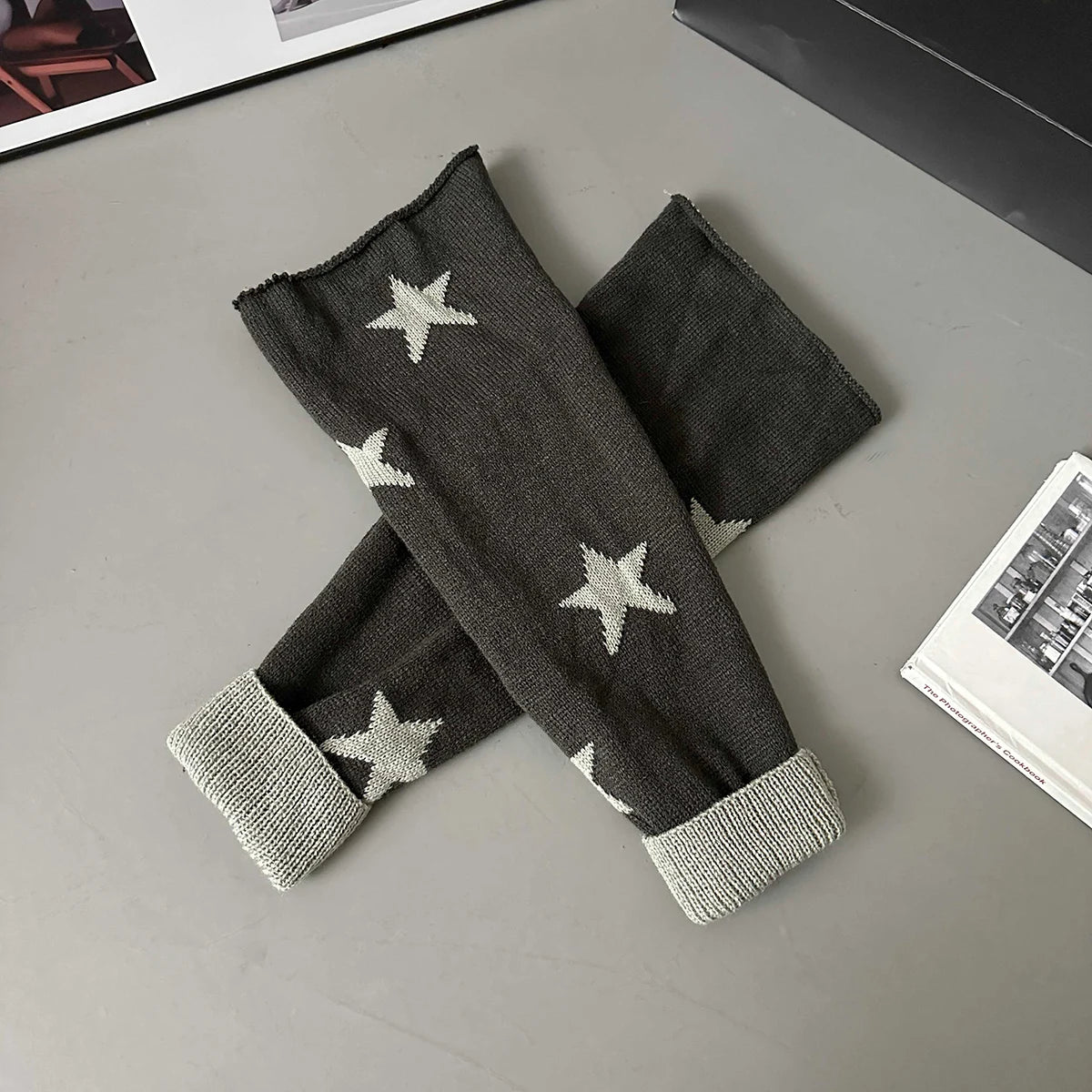 Lbsfy Y2k Star Pattern Knitted Leg Warmers Gothic Loose Leg Cover Sock Girls Winter Casual Leg Protector Stocking JK Thigh High Socks