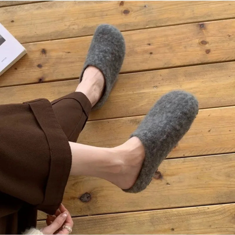 LBSFY -Winter 2026 Fashion Women's Shoes Comfortable Plush Velvet Warm Slippers Home Non-slip Lightweight Soft-soled Indoor Slippers