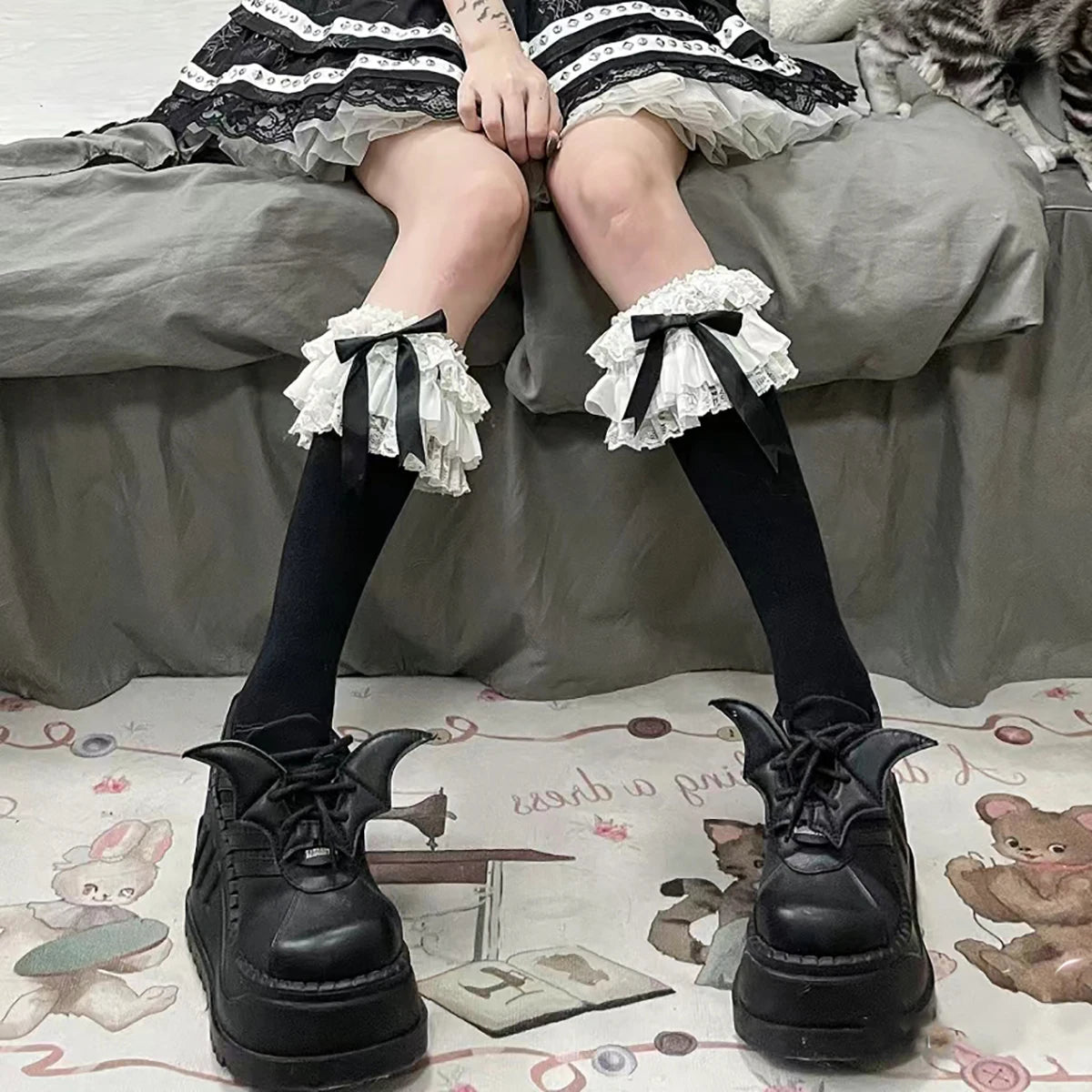 Lbsfy Women Socks Spring Summer Gothic Sweet Style JK Lolita Cute Kawaii Mullet Lace Soild Color Mid-tube Knee High Girls Like Socks