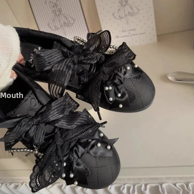LBSFY -Retro Lace Thick Bottom Pearl Butterfly Knot Casual Sports Shoes Women's Cowhide Version Dequn Shoes Rubber Sole Board Shoes