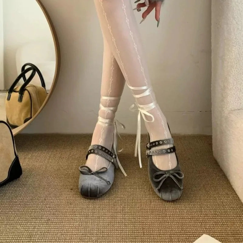 LBSFY -Lolita Socks Spring and Summer Hollow Lace Bowknot Thin Breathable White Stockings Middle Tube Casual Black Socks