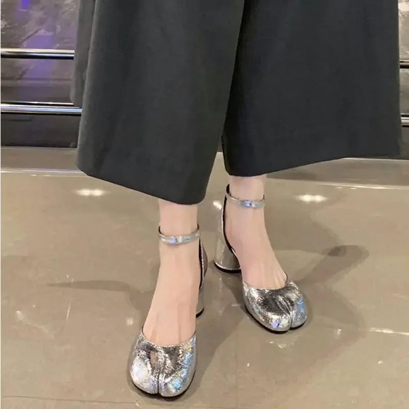 LBSFY -Fashion Tabi Ninja Shoes WomenRound Split Toe Shallow Thick Heel Sandals Single Mid Heel Mary Janes Shoes Female Pumps
