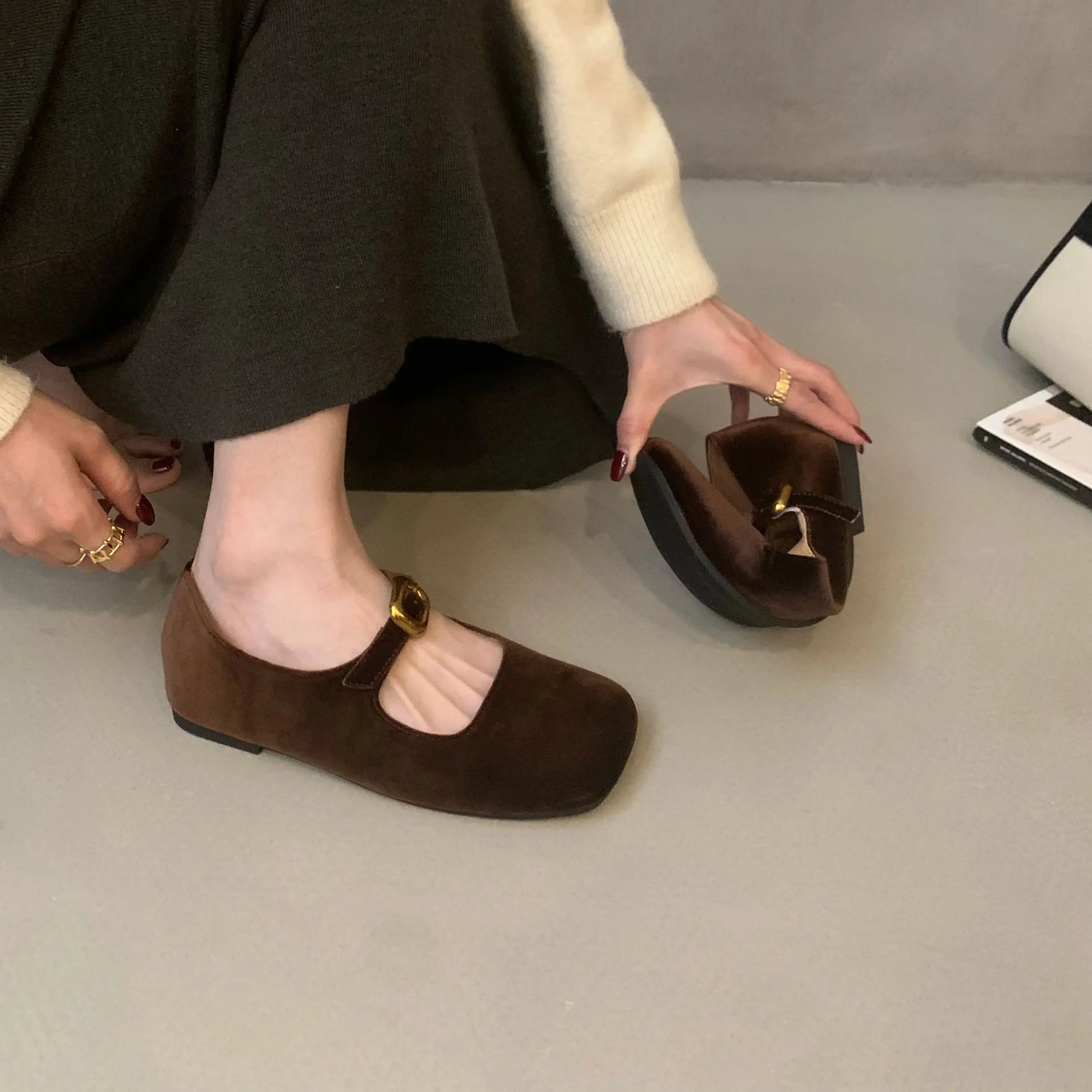 LBSFY  -  2024 Winter New Women Flats Fashion  Velvet Round Toe Ladies Casual Mary Jane Shoes Soft Sole Ballerinas Shoes