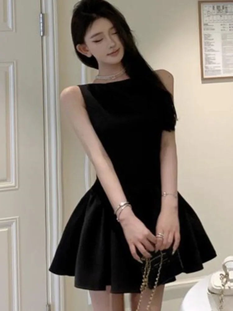 LBSFY -Summer 2025 Chic Elegant Black Evening Party Women Princess Dress Pearl Chain Backless Wedding Guest Travel Short Dresses New