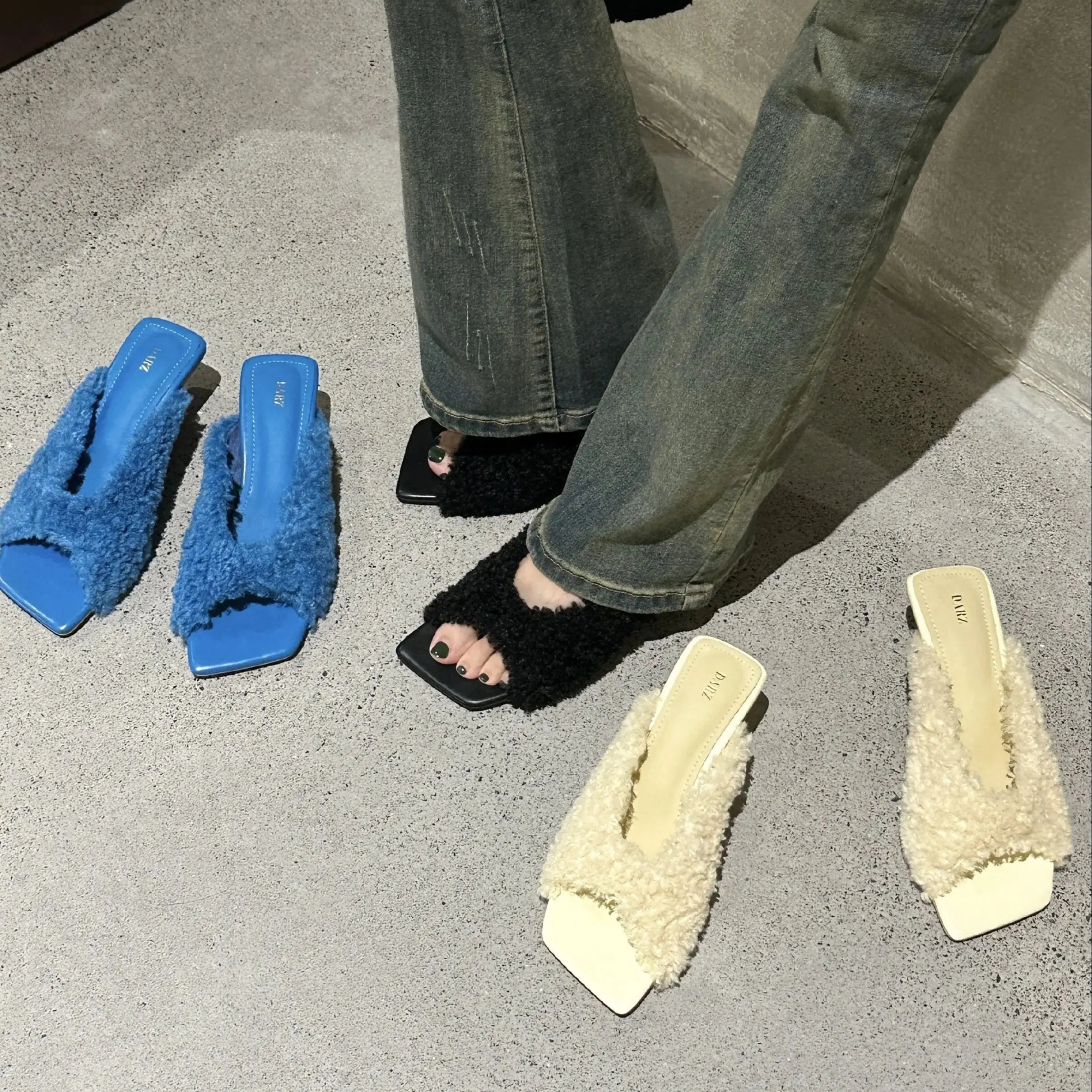LBSFY  -   Open Toe Women Slides Slippers Furry Dress Shoes Summer Outside Mules Shoes Thin Mid Heels Party Dress Shoes Size 39