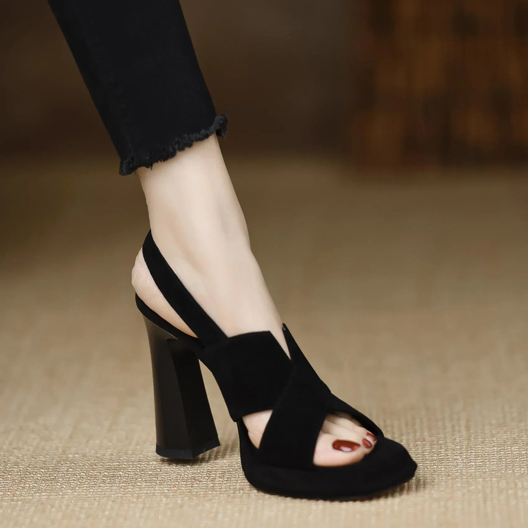 LBSFY  -Women Cross Strap High Heels Sandals Summer New Black Hook Heels Party Shoes Woman Fashion Buckle Strap Platform Sandals