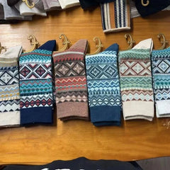 Lbsfy 3 Pairs Men's Retro Socks Ethnic Style Geometric Stripes Cotton Crew Socks Male Breathable and Sweat-absorbing Winter Warm Sock