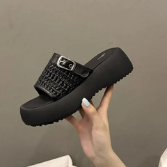 LBSFY -Women's Thick Bottom Woven Hollow Summer Sandals Fashionable Beach Slippers Rubber Sole Polyurethane Upper And Liner
