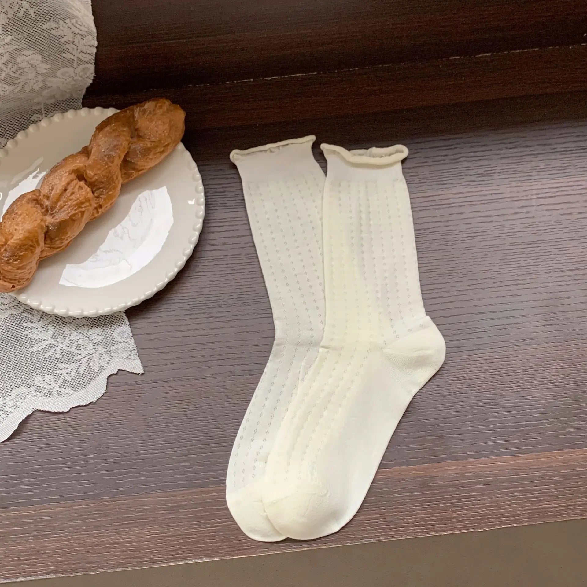 Lbsfy Women's Mid-tube Socks White Socks Summer New Hollow Cotton Cute Argyle Stripe Lolita Thin Lacesocks Breathable  Stockings