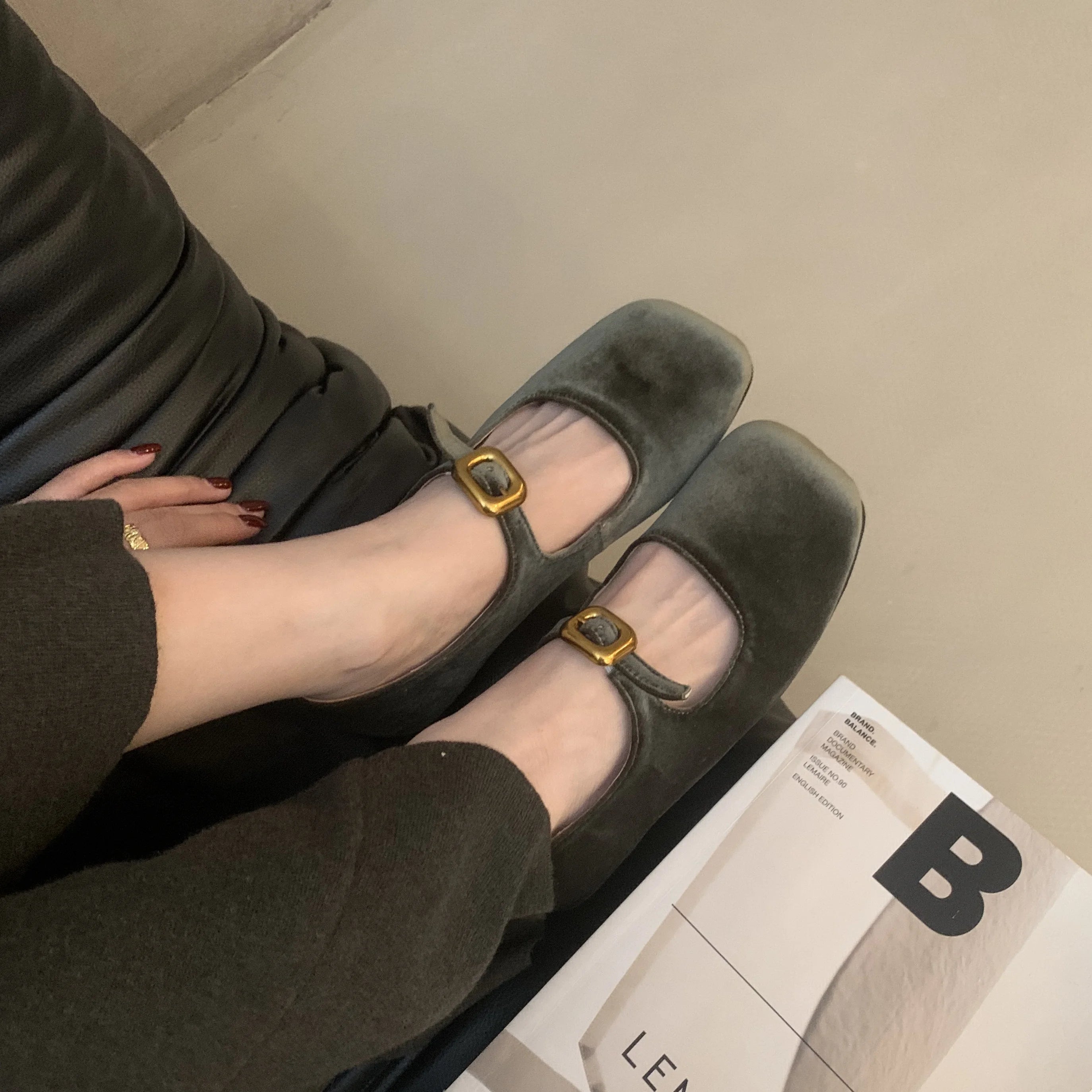 LBSFY  -  2024 Winter New Women Flats Fashion  Velvet Round Toe Ladies Casual Mary Jane Shoes Soft Sole Ballerinas Shoes