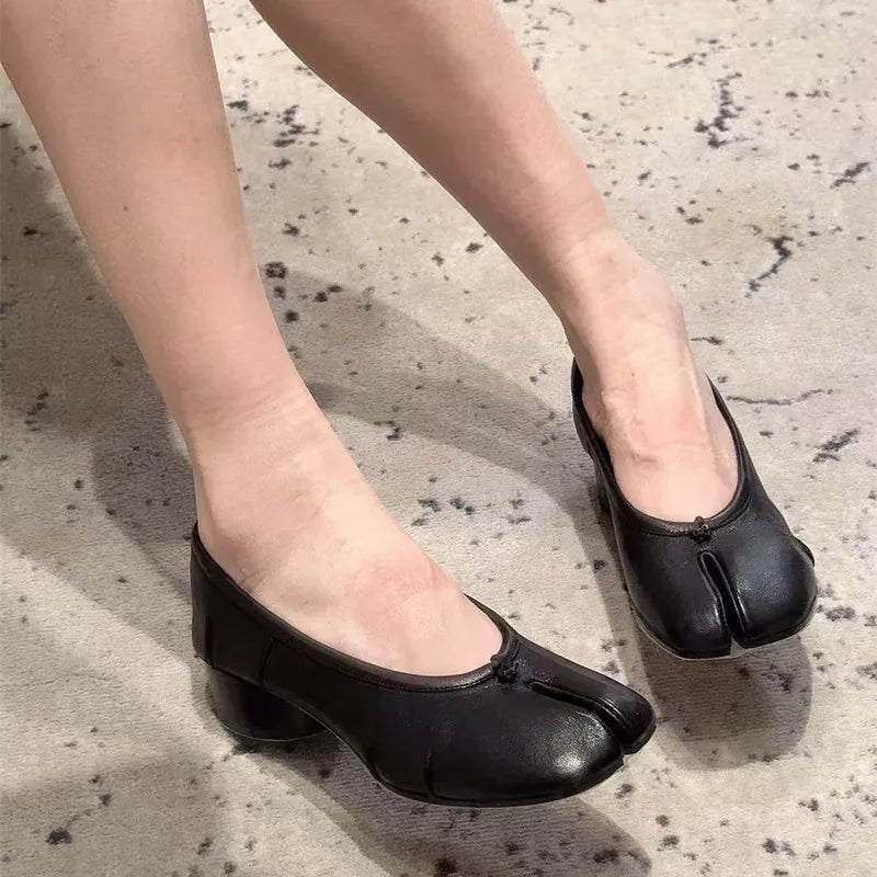 LBSFY -Spring Summer Microfiber Leather Split Toe Women Pumps Fashion Pleated Designer Low Heeled Tabi Soft Soles Loafers Casual Shoes