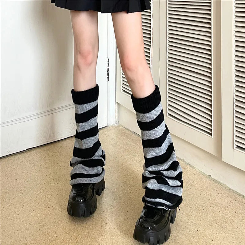 Lbsfy Autumn and Winter New Leg Warmers Woman Solid Color Striped Thick Knitted Leg Warmers Buttons Slit Warm Socks for Women