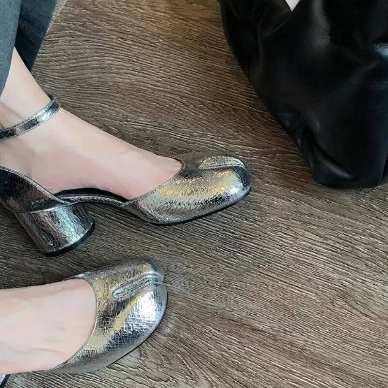 LBSFY -Fashion Tabi Ninja Shoes WomenRound Split Toe Shallow Thick Heel Sandals Single Mid Heel Mary Janes Shoes Female Pumps