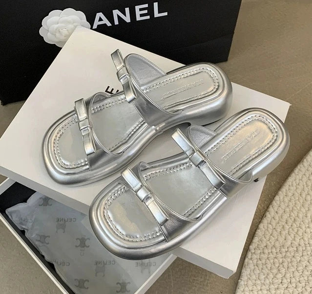 LBSFY -New Summer Women's Slippers 2025 Stylish Peep-toe Low Heel Silver Women's Comfortable Beach Shoes Sapatilas