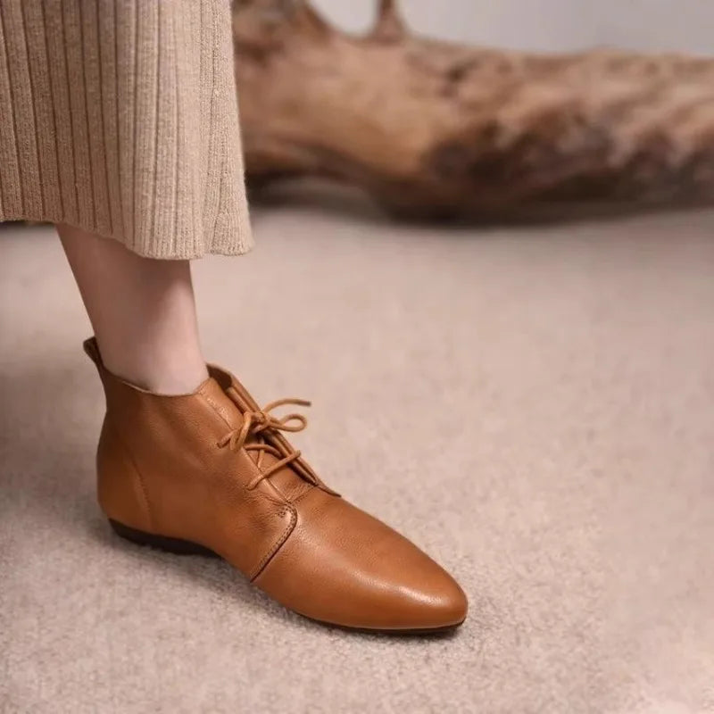 LBSFY -Women's Ankle Boots Solid Color Leather 2026 Autumn Fashion Pointed Toe Lace-up Flat Boots for Women Casual Retro Sewing Shoes