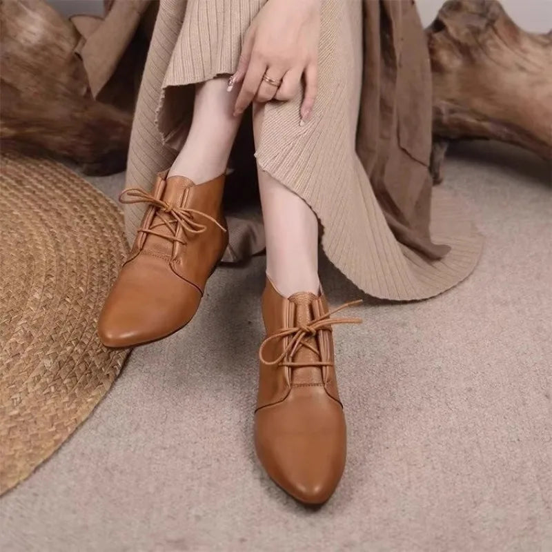 LBSFY -Women's Ankle Boots Solid Color Leather 2026 Autumn Fashion Pointed Toe Lace-up Flat Boots for Women Casual Retro Sewing Shoes