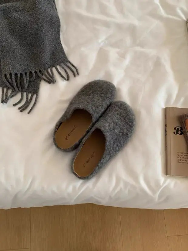 LBSFY -Winter 2026 Fashion Women's Shoes Comfortable Plush Velvet Warm Slippers Home Non-slip Lightweight Soft-soled Indoor Slippers