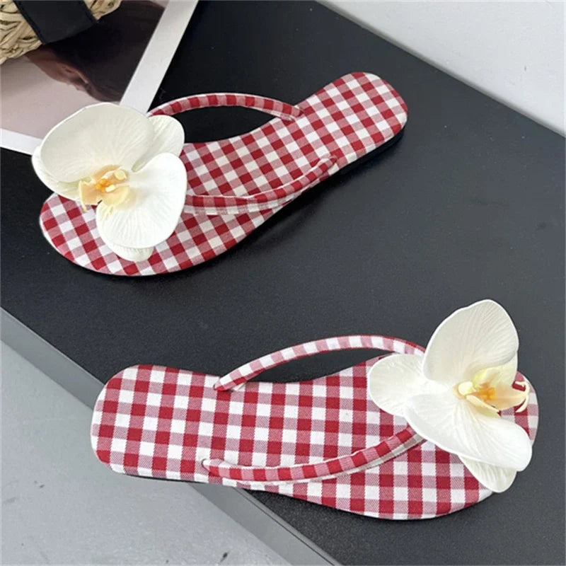 LBSFY -Summer Design Style Flower Geometric Clip Toe Low Flat Heels Women Slippers Fashion Casual Party Flip Flops Shoes