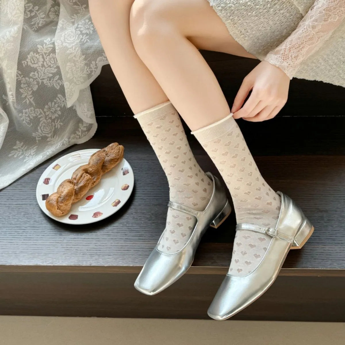 Lbsfy Women's Mid-tube Socks White Socks Summer New Hollow Cotton Cute Argyle Stripe Lolita Thin Lacesocks Breathable  Stockings