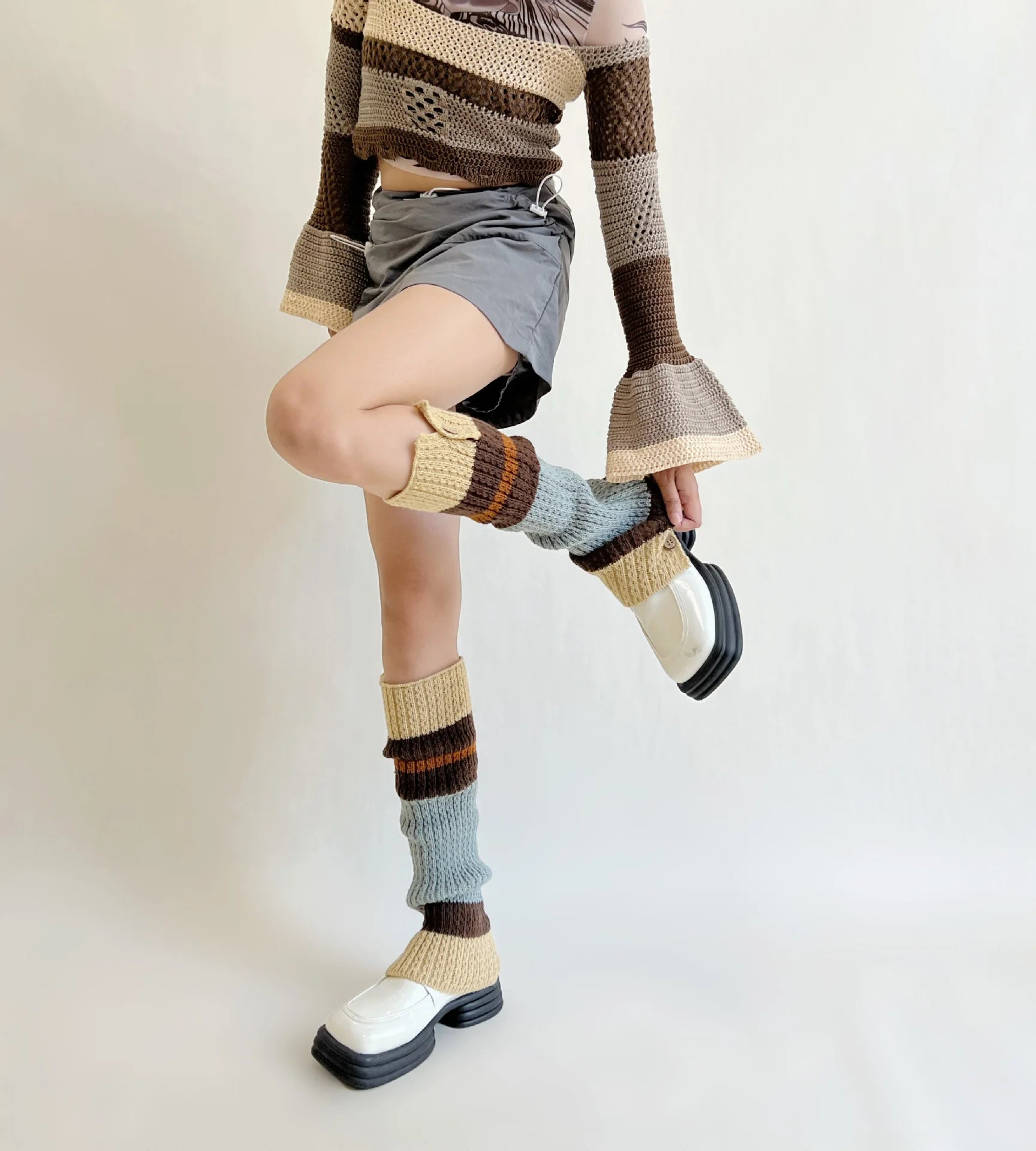 Lbsfy Autumn and Winter New Leg Warmers Woman Solid Color Striped Thick Knitted Leg Warmers Buttons Slit Warm Socks for Women