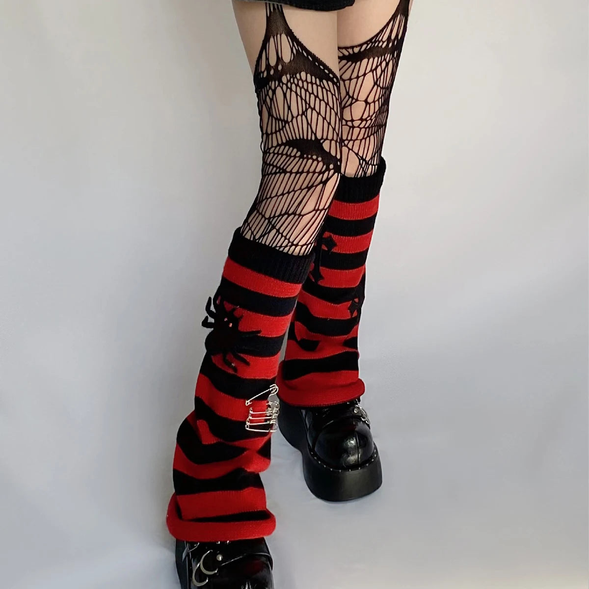 Lbsfy Cross Punk Leg Warmers Knitted Striped Harajuku Y2K Punk Spider Pendant Paper Clip Halloween Accessories Dark for JK Women