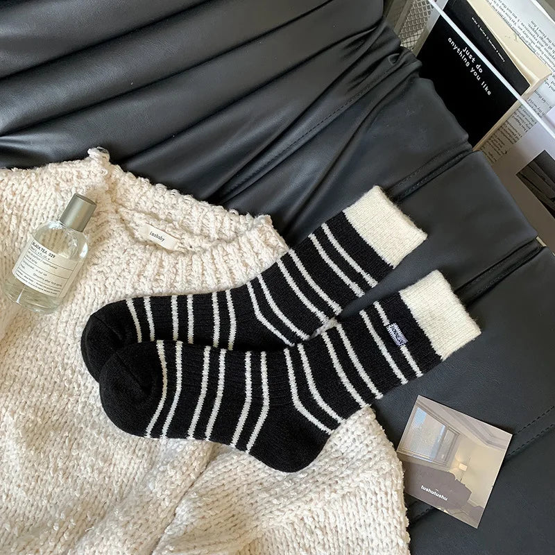 Lbsfy Wool Winter Thick Warm Cute Socks Cotton Korean Wool Stripe Designer Socks Middle Tube Kawaii Casual Harajuku Women Socks