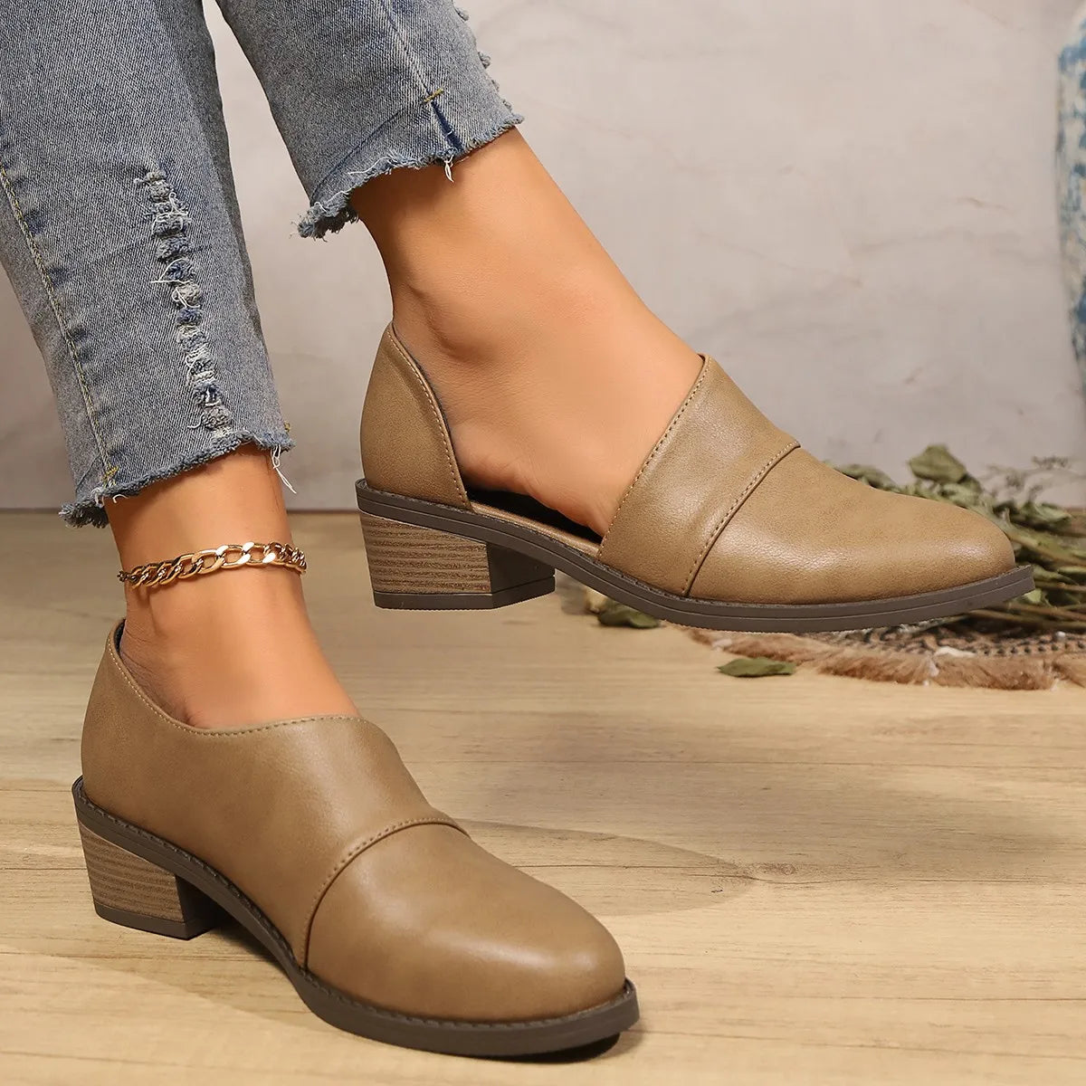LBSFY -Women's Chic Pointed Toe Low Top Chunky Heel Shoes Side Cut Out Design Oxford Shoes Casual Open-toe Low-heeled Leather Shoes