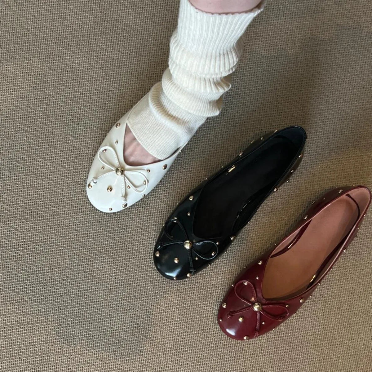 LBSFY -New Women Flat Shoes Autumn Round Toe Shallow Mouth Patent Leather Butterfly Knot Rivet Casual Shoes Soft Sole Single Shoes