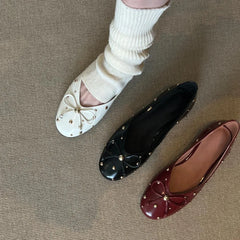 LBSFY -New Women Flat Shoes Autumn Round Toe Shallow Mouth Patent Leather Butterfly Knot Rivet Casual Shoes Soft Sole Single Shoes