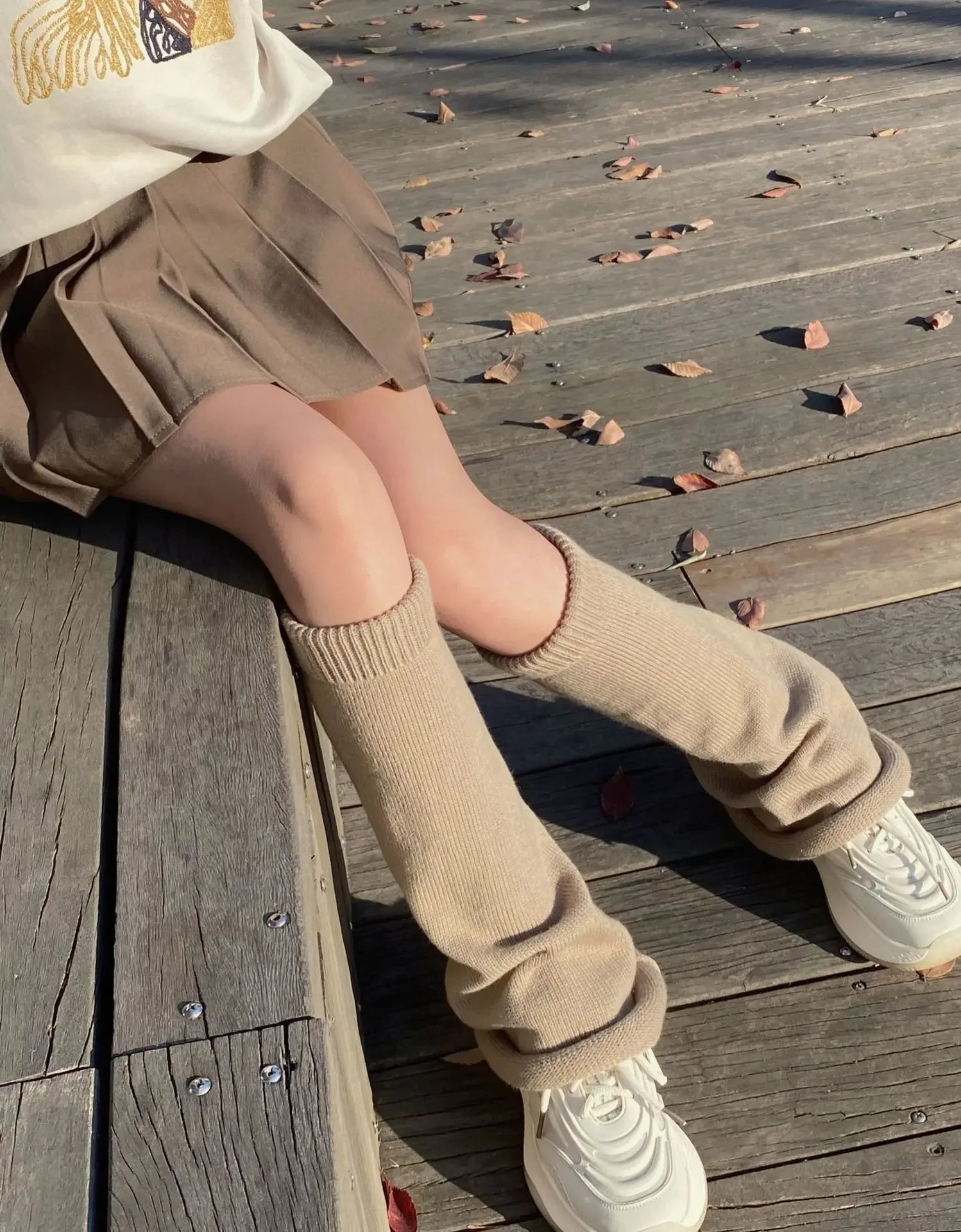 Lbsfy Flared Leg Warmers Women Kawaii White Winter Loose Boot Stocking Girl Uniform Knitted Cute Knee-High Leg Warmers Japanese Fluffy