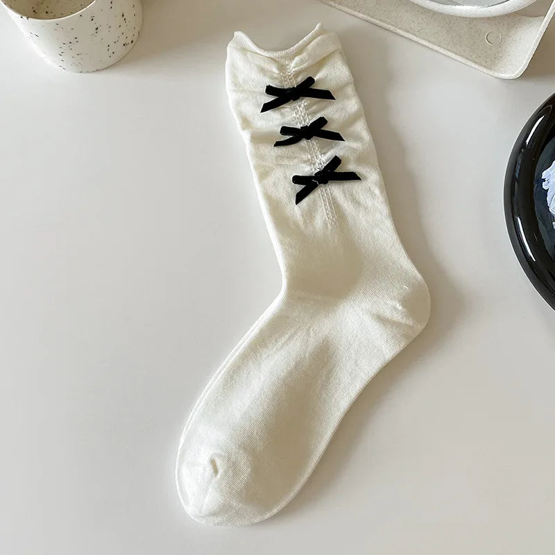 Lbsfy Spring and Autumn Socks Woman Solid Color Bowknot Sweet Lolita Black White Socks for Women
