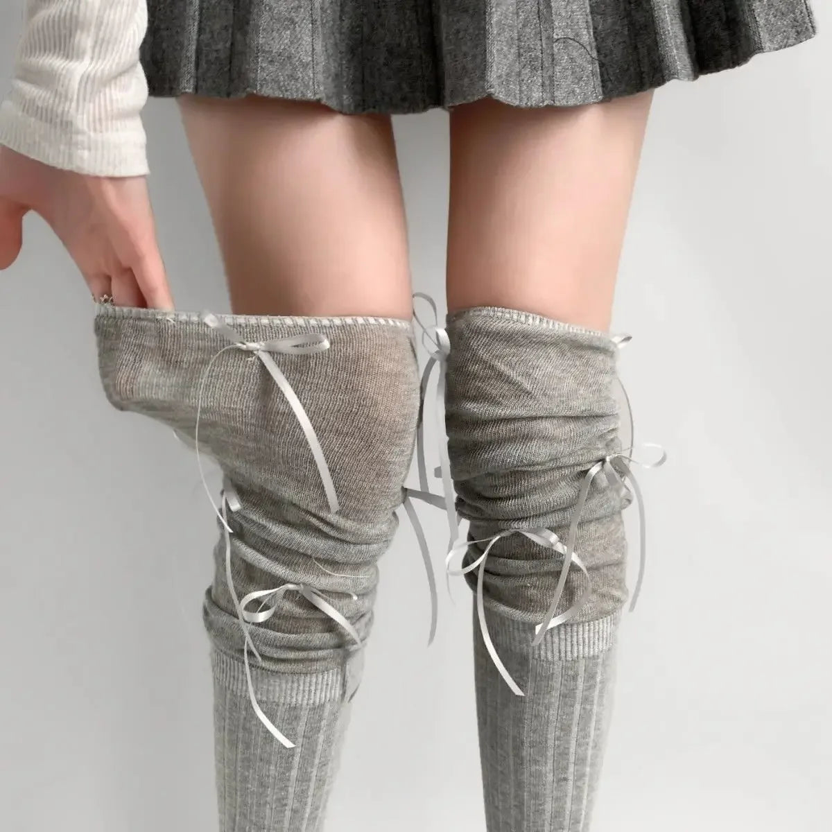 Lbsfy Lolita Long Socks Women Bandage Ribbon Bow Sweet Girls Kawaii Cute Middle Tube Socks Ballet Style Solid Color Black White Socks