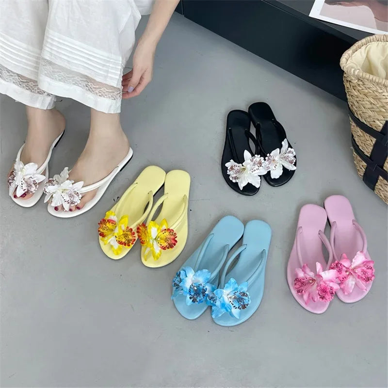 LBSFY -New Design Camouflage Flower Low Flat Heels Women Slippers Summer Clip Toe Casual Outdoors Dress Flip Flops Shoes