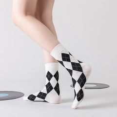 Lbsfy Women Socks Cotton Diamond Lattice Jacquard Stockings Socks Retro Harajuku Sweet Student Japanese Style Sports Socks Girls Gift